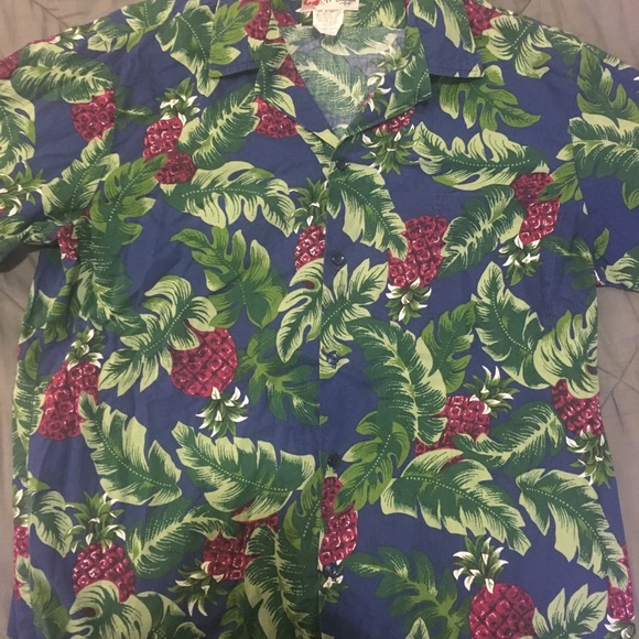 Hilo Hattie Hawaiian Shirt - Picture 2 of 2